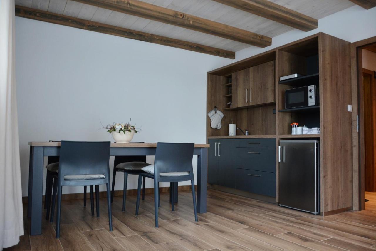 Apartmany Poco Loco Pec pod Sněžkou Buitenkant foto